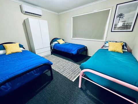 Caboolture South 3-bedroom Home - Sunshine Coast Tourism 1