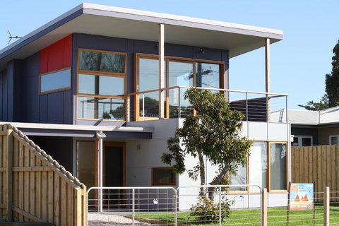 Camelot - Sunshine Coast Tourism 0