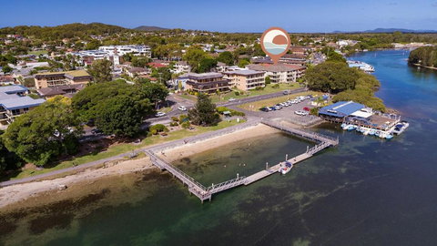 Camelot Unit 12 - Sunshine Coast Tourism 2