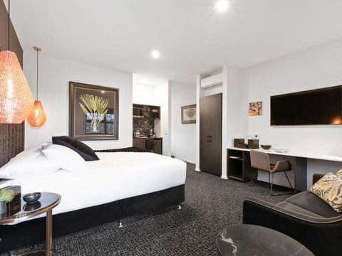 Campania Spa Suite 1 - Sunshine Coast Tourism 1