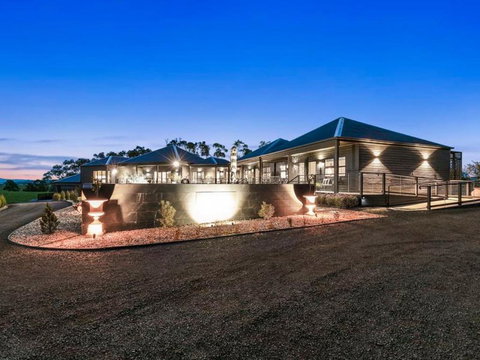 Campania Spa Suite 1 - Sunshine Coast Tourism 3