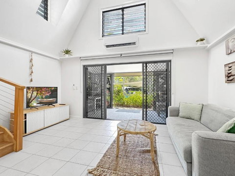 Canopy Chalet 6 - Sunshine Coast Tourism 3