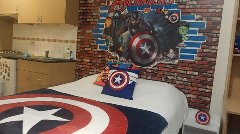 Captain America K Studio Apt CBD - Sunshine Coast Tourism 2