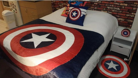 Captain America K Studio Apt CBD - Sunshine Coast Tourism 4