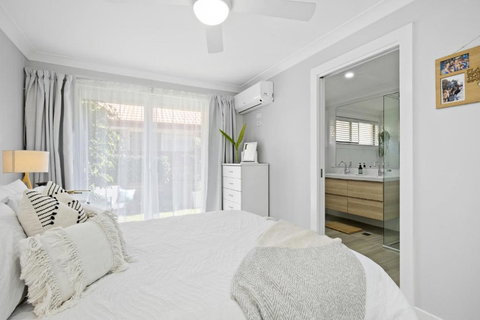 CARAVAN, BOAT & PET Friendly - RIGHT ON THE BORDER - Sunshine Coast Tourism 3