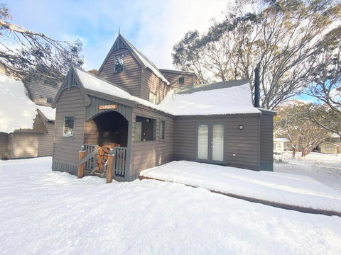 Caribou - Sunshine Coast Tourism 0