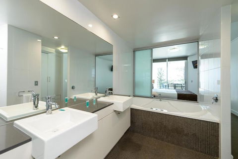 C Bargara Resort - Sunshine Coast Tourism 3
