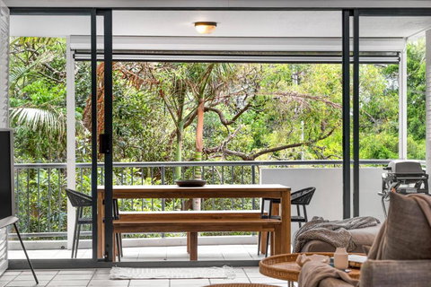 Central Location Stylish 3 Bed With Pool - Sunshine Central - Sunshine Coast Tourism 3