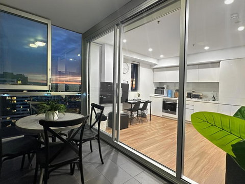 CBD Penthouse View Apartment - Sunshine Coast Tourism 2