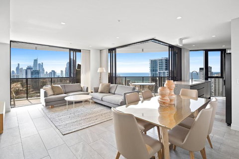 CASSA ENCORE - Luxury Apartments Managed By The Cassa - Sunshine Coast Tourism 0