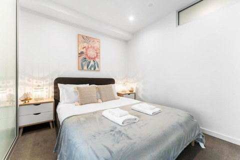 CBD 2BR Apt - Walkable - Sunshine Coast Tourism 2