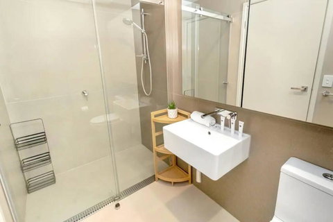 CBD Skyline 2 Bedroom Apartment - Sunshine Coast Tourism 1