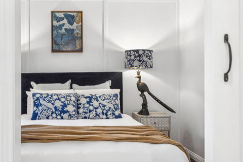 Cedar Cottage - Sunshine Coast Tourism 0