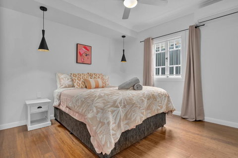 Cedar Street Lodge Lower 2BR Petyard - Sunshine Coast Tourism 3