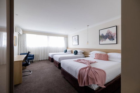 Central Caleula Motor Lodge - Sunshine Coast Tourism 3