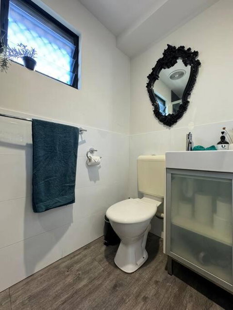 Central Contemporary 1BR Studio - Sunshine Coast Tourism 2