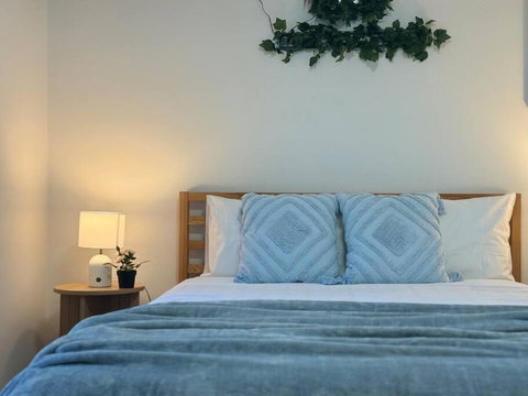 Central Contemporary 1BR Studio - Sunshine Coast Tourism 4