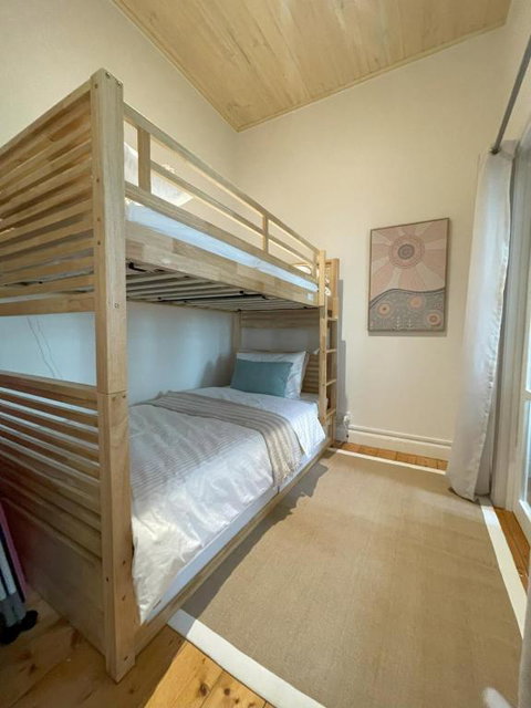 Central Lorne Retreat - Sunshine Coast Tourism 4