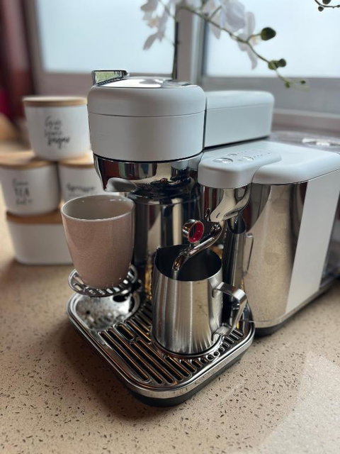 Chandeliers - Sunshine Coast Tourism 4