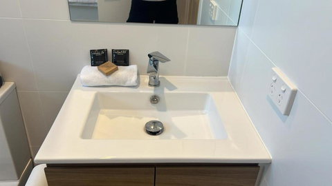 Chapel Heights Apartments - Sunshine Coast Tourism 3