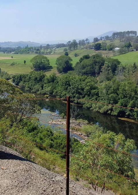 Charity Creek Retreat - Sunshine Coast Tourism 1