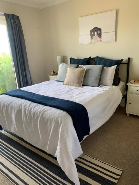 Charm Lodge - Sunshine Coast Tourism 1