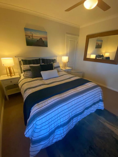 Charm Lodge - Sunshine Coast Tourism 2