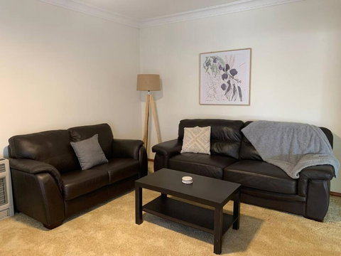 Charming 3BR Home - Nth Central Metres From Hosp W Wifi - Sunshine Coast Tourism 0