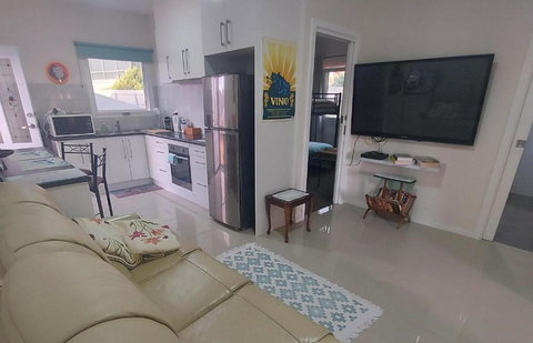 Cascabelbnb Private 2BR Apartment - Sunshine Coast Tourism 1