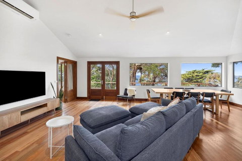 Chatby House - Sunshine Coast Tourism 1