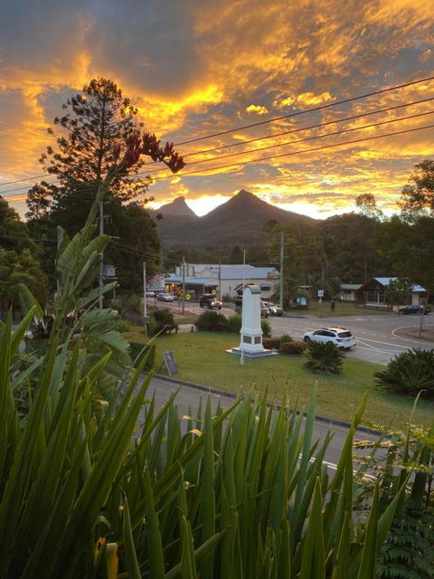 Chesson Lodge - Sunshine Coast Tourism 2