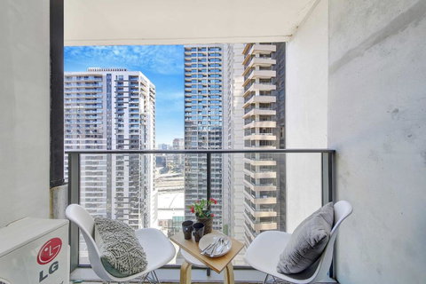 Chic 2BR Apt Next To Southern Cross City Views - Sunshine Coast Tourism 0