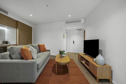 Chic Riverside Retreat Richmond - Sunshine Coast Tourism 0