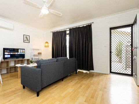 Chic 2BR In The Heart Of South Albury - Sunshine Coast Tourism 1