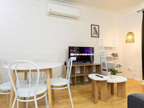 Chic 2BR In The Heart Of South Albury - Sunshine Coast Tourism 2