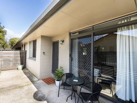 Chic 2BR In The Heart Of South Albury - Sunshine Coast Tourism 3