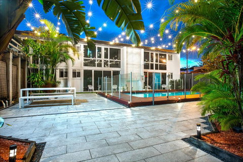 City Star Lodge - Sunshine Coast Tourism 3