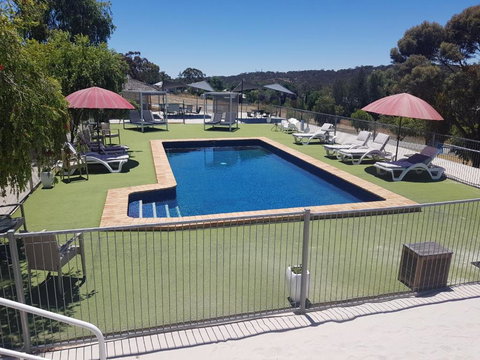 Clare Valley Motel - Sunshine Coast Tourism 3