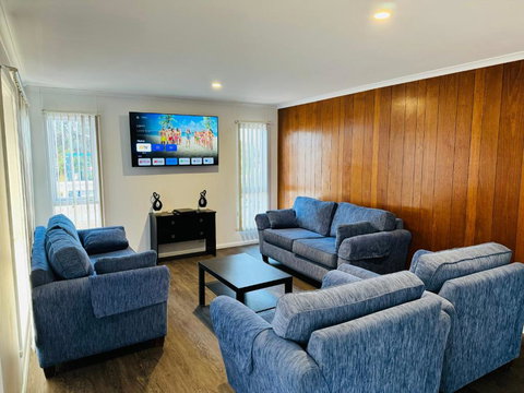 Clare Valley Motel - Sunshine Coast Tourism 1