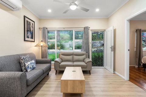 Classic Coastal Charm - Sunshine Coast Tourism 3