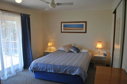 Clinton Cabin - Sunshine Coast Tourism 1