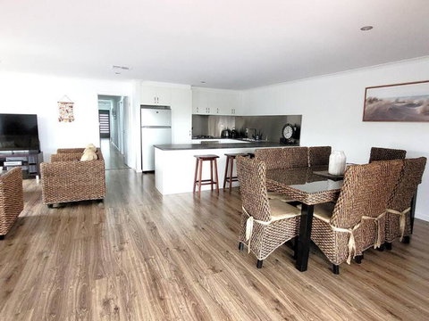 Clipper Getaway - Sunshine Coast Tourism 3