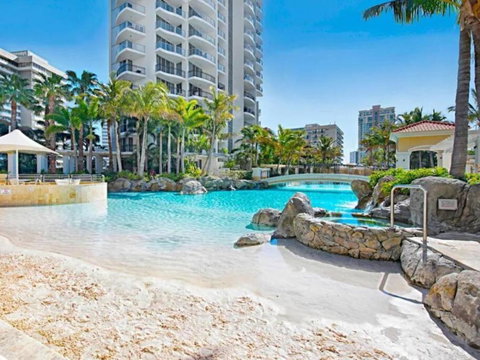 Cloud9 At Chevron Towers - Sunshine Coast Tourism 0