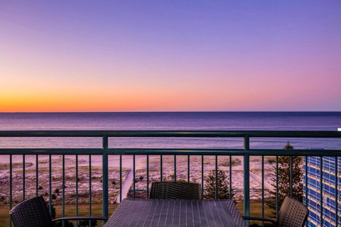 Club Wyndham Kirra Beach - Sunshine Coast Tourism 3