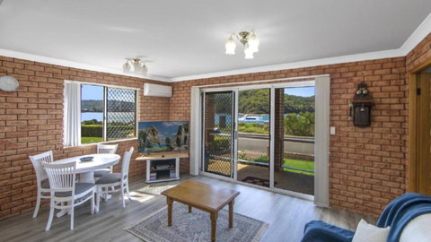 Coastal Charm Ettalong Beach - Sunshine Coast Tourism 4