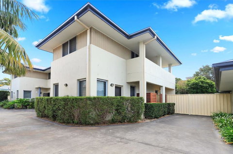 Coastal Cove Huskisson - Sunshine Coast Tourism 1