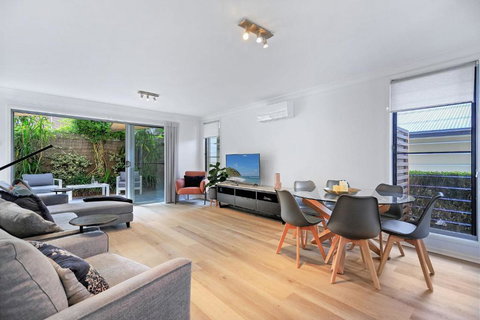 Coastal Cove Huskisson - Sunshine Coast Tourism 0