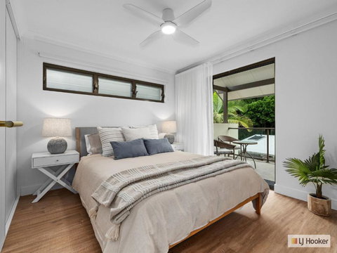 Coastal Creekfront With Pontoon Access - Sunshine Coast Tourism 1