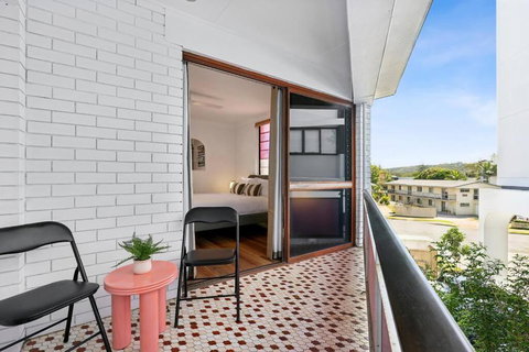 Coastal Hideaway On Palm Beach - Sunshine Coast Tourism 4