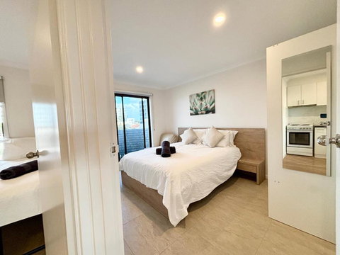 Coastal Ocean Views & Breezes - Sunshine Coast Tourism 4